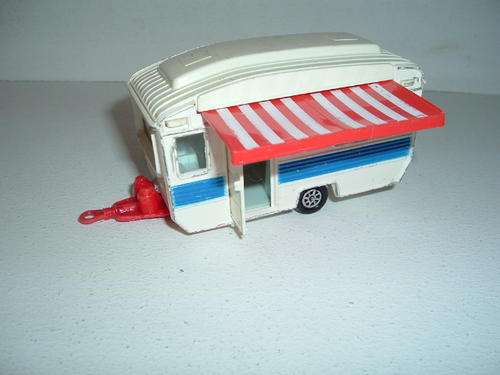 CORGI CARAVAN