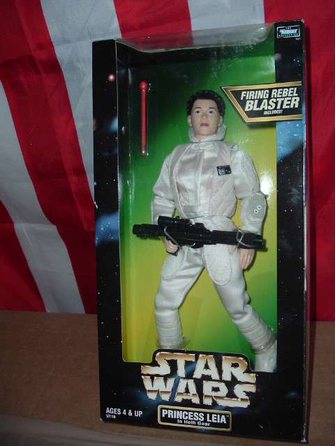 STAR WARS LEIA IN HOTH GEAR