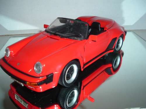 PORSCHE 911 SPEEDSTER