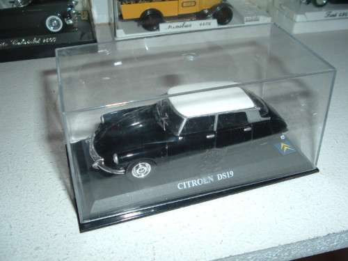 CITROEN DS19
