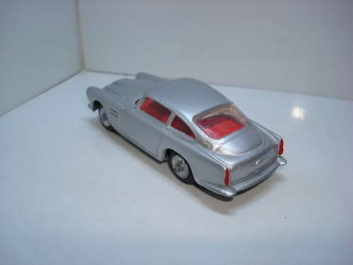 CORGI ASTON MARTIN