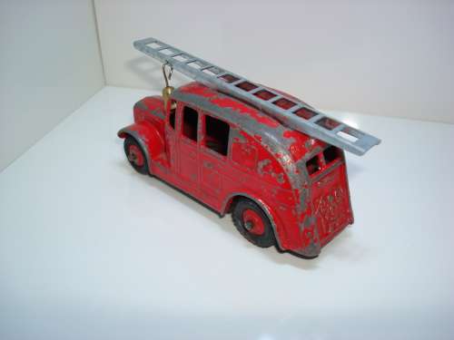 DINKY FIRE ENGINE