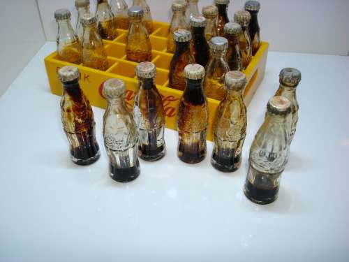 COCA COLA MINIATURE CRATE / CASE