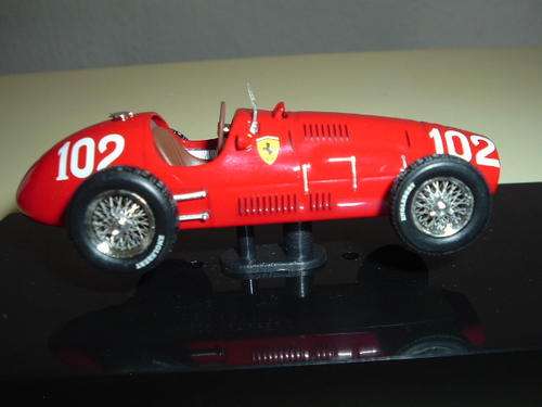 FERRARI 500 F2   HOTWHEELS  1/43