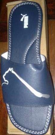 Original Mens Navy Blue,White and Grey Puma Slip in Sandal Size 9 for sale, special Offer R180,00!