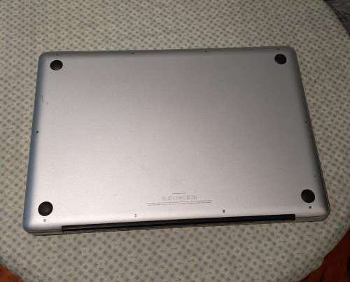 MacBook Pro Mid 2012, 15``, i7 2.6GHz, 8GB RAM, 1TB HDD, 512MB Intel 4000 Graphics