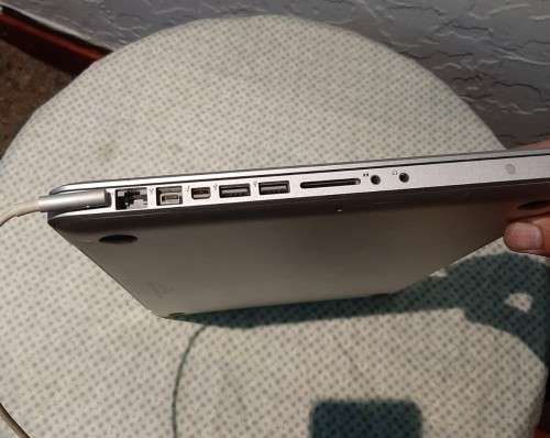 MacBook Pro Mid 2012, 15``, i7 2.6GHz, 8GB RAM, 1TB HDD, 512MB Intel 4000 Graphics