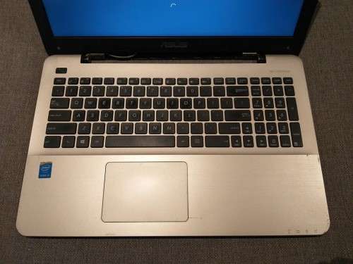 Asus i5-5200u laptop 2.2Ghz CPU 4GB RAM 1TB HDD Win 10 Pro
