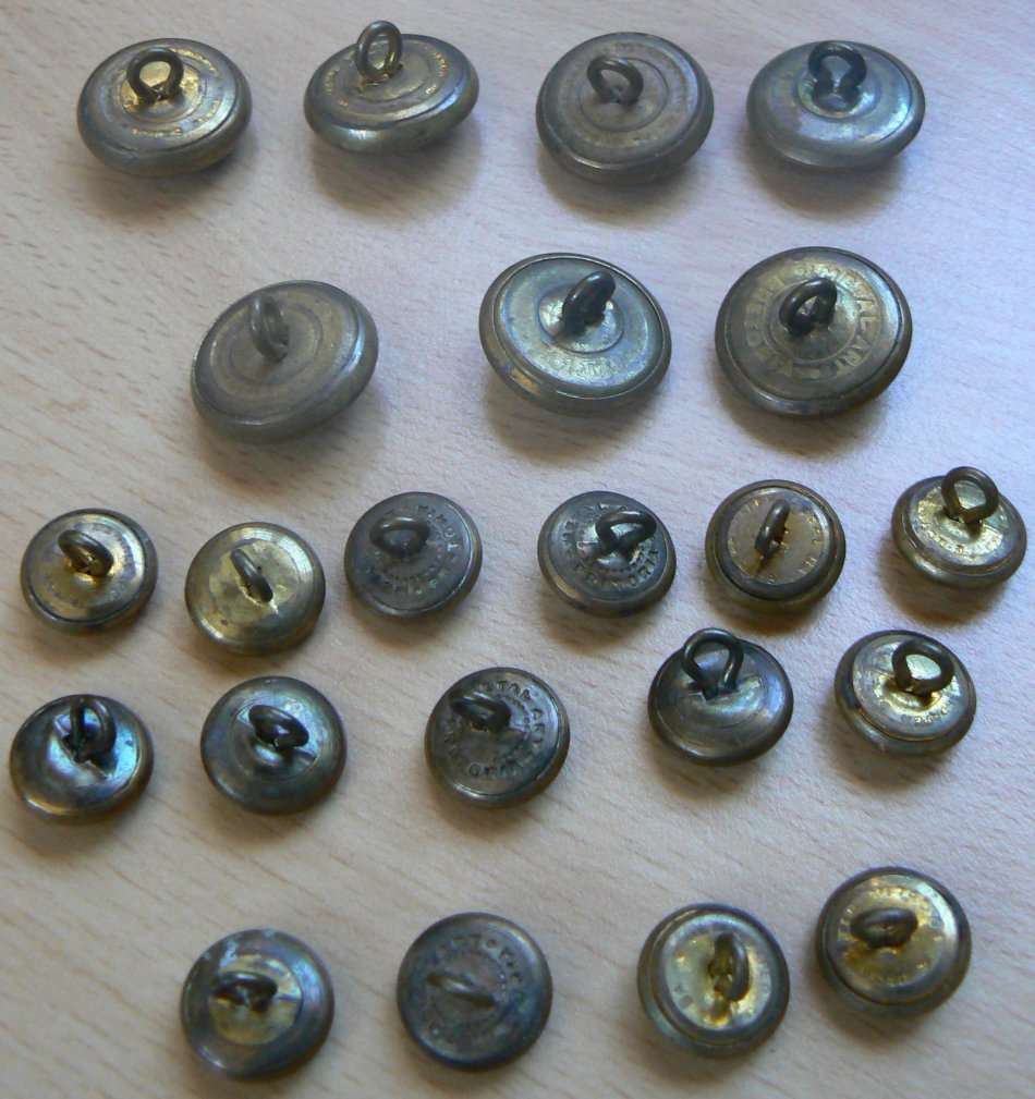 SA Police lot of 22 buttons