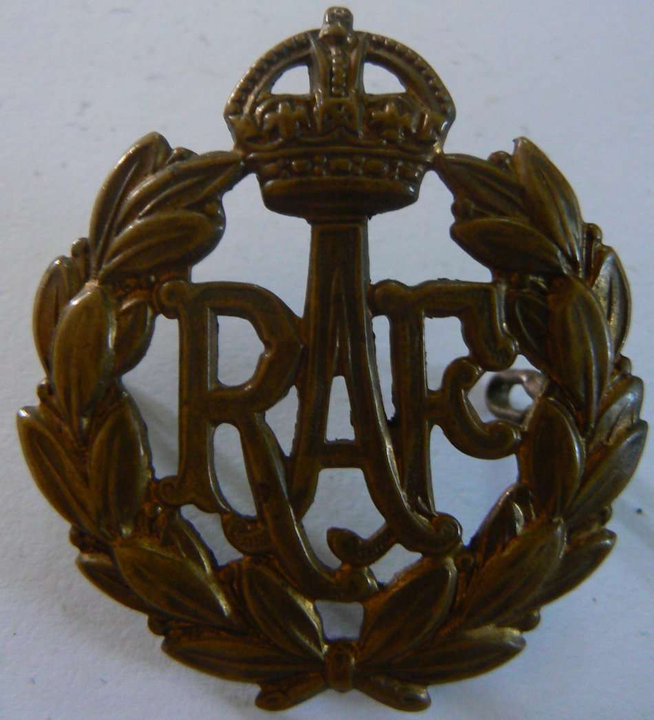 UK royal air force (RAF) badge plus 2 warrant officer badges