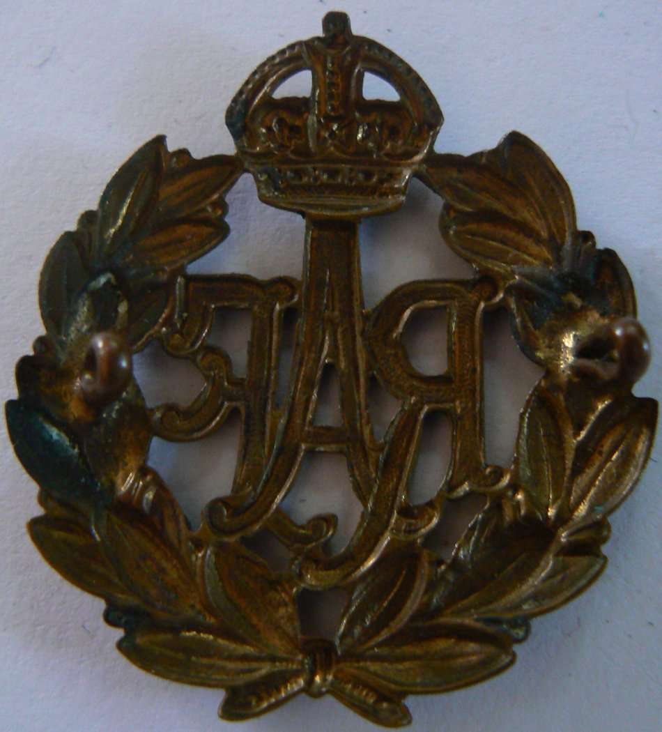 UK royal air force (RAF) badge plus 2 warrant officer badges