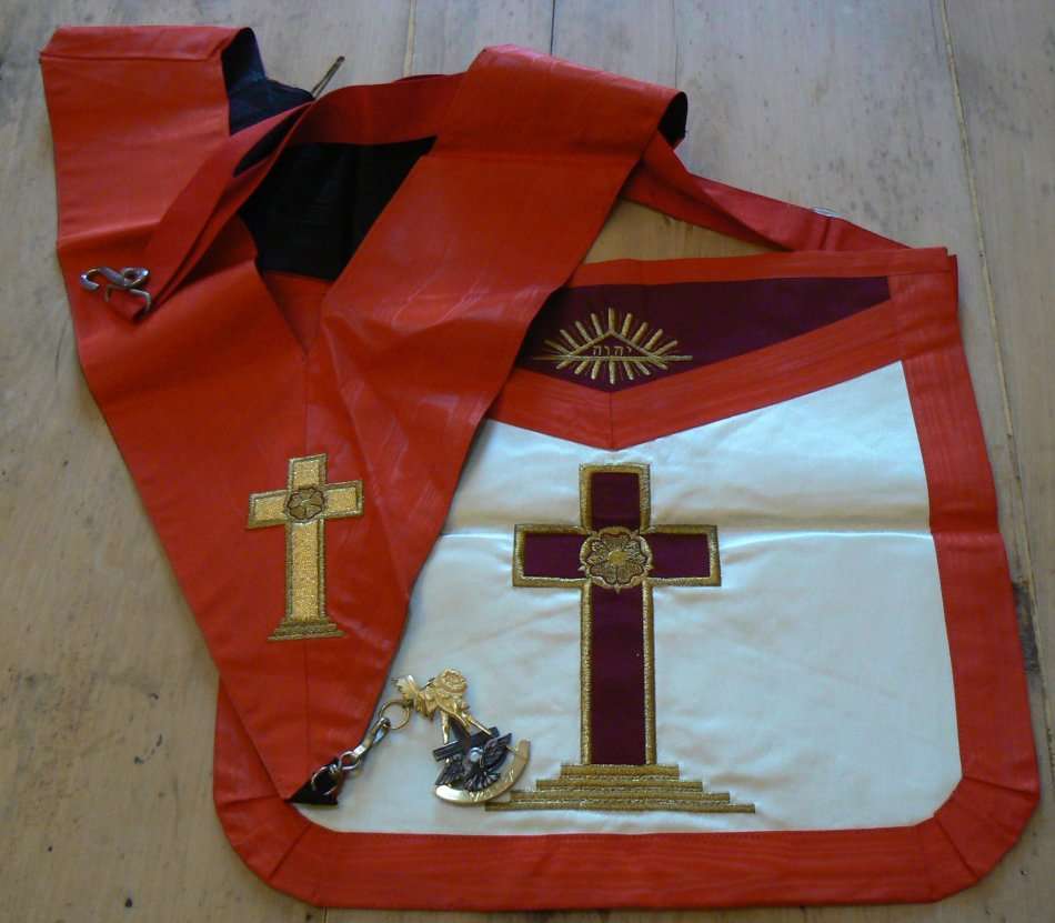 Freemason 18th Degree Rose Croix 2-sided apron, collar and jewel - looks unused