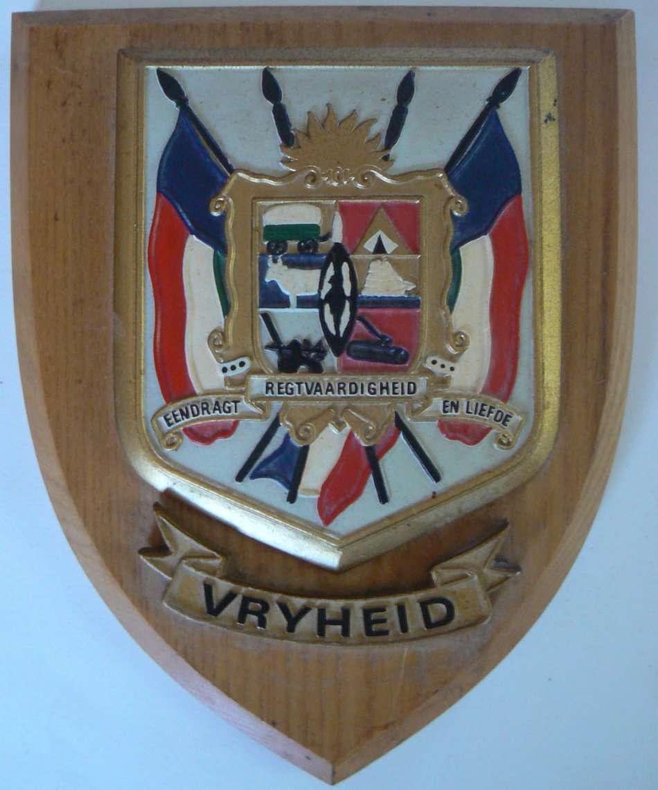 Vintage Vryheid coat of arms plaque, resin on wood