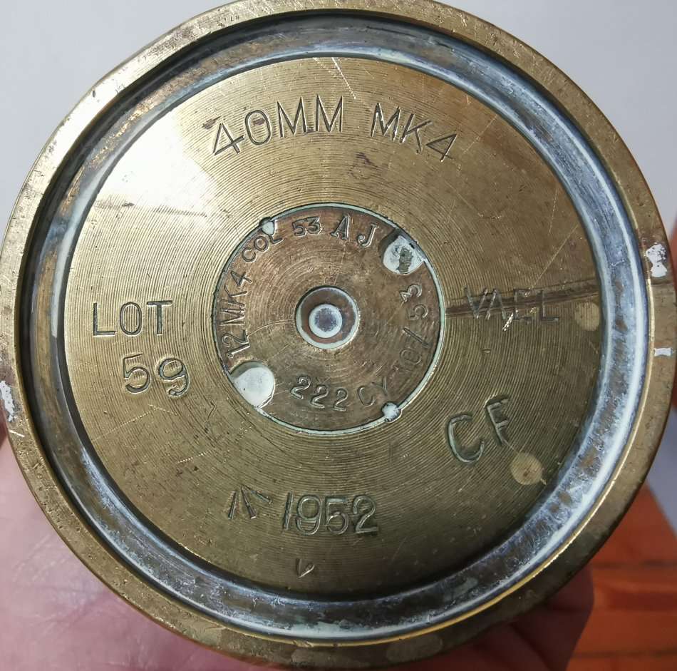 Pair of 40mm Mk4 British Bofors anti-aircraft gun shells 1952