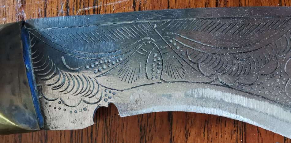 Vintage Nepalese kukri gurkha knife with wood and brass scabbard