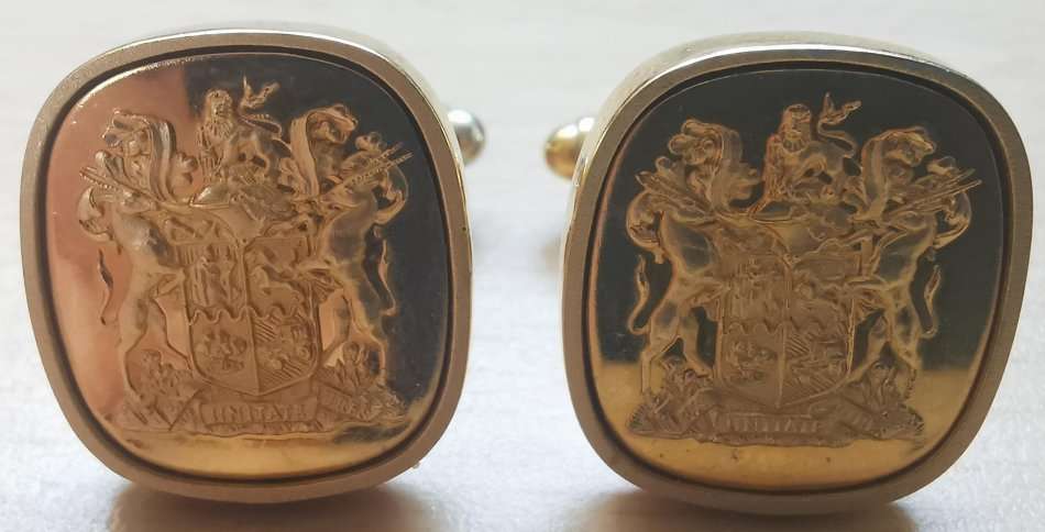 Pair of vintage SA Coat of Arms heavy cufflinks made by Pagliari - great quality