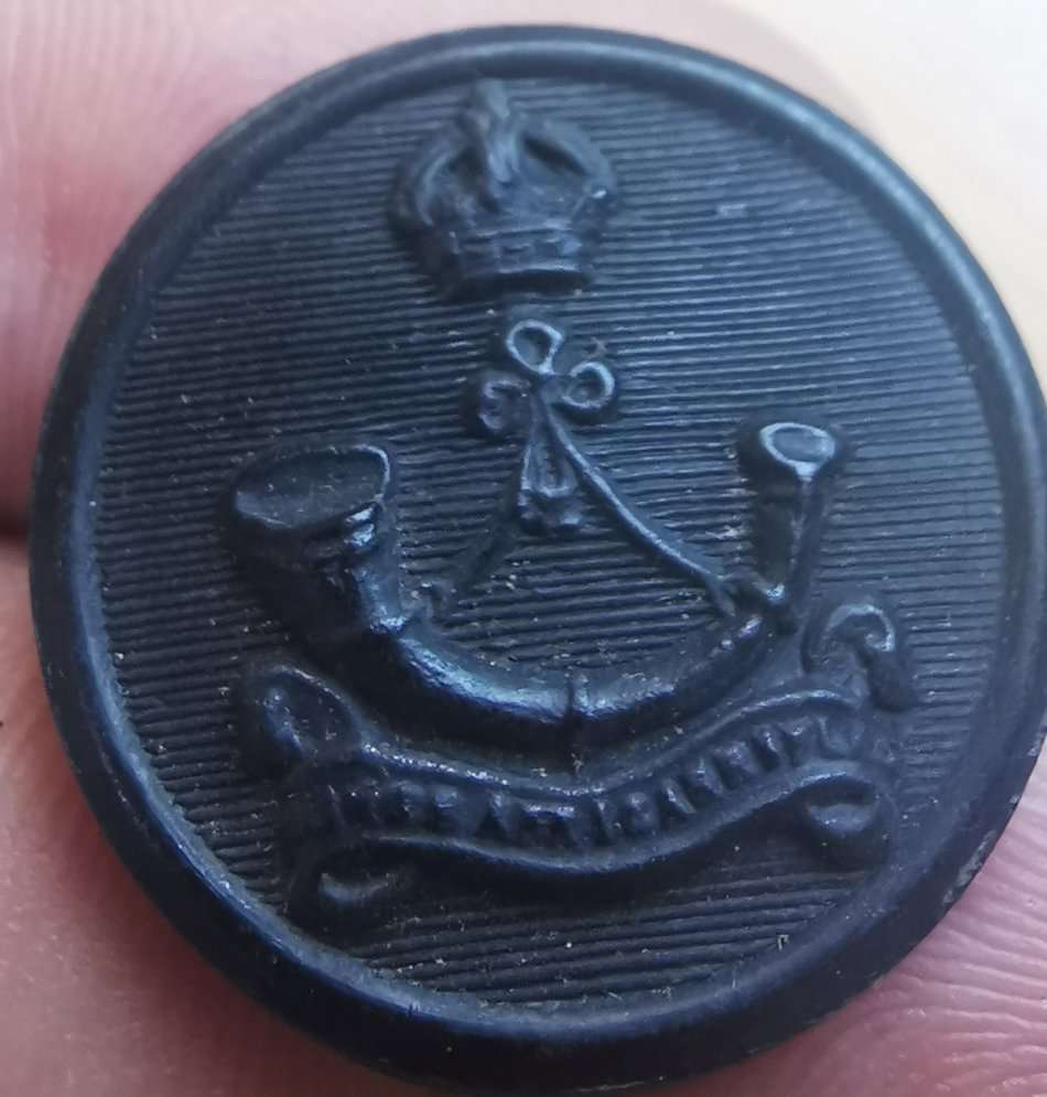 Lot of 7 King`s African Rifles composite buttons