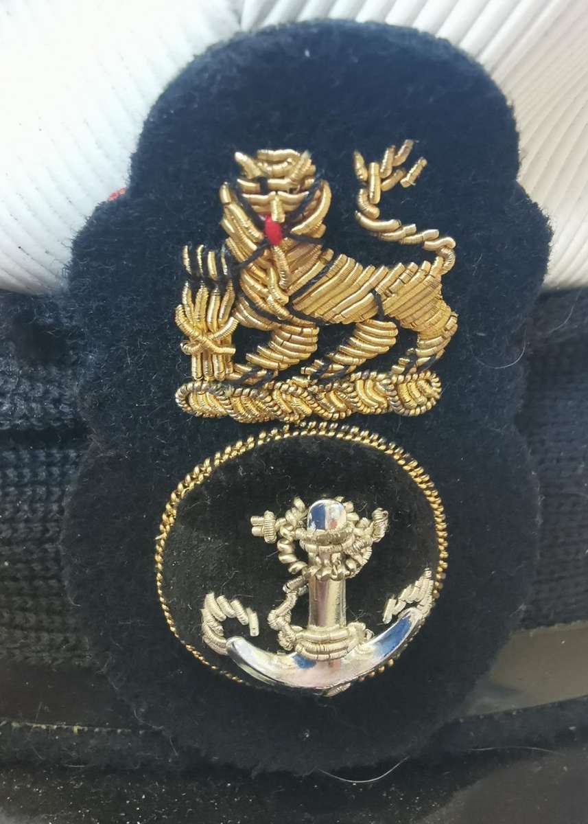 SA Navy Petty Officer's peaked cap with badge - size 56