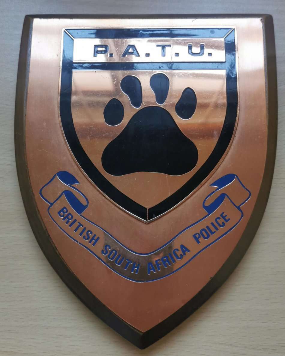 Rhodesia British South African Police (BSAP) PATU anti-terrorism trackers plaque