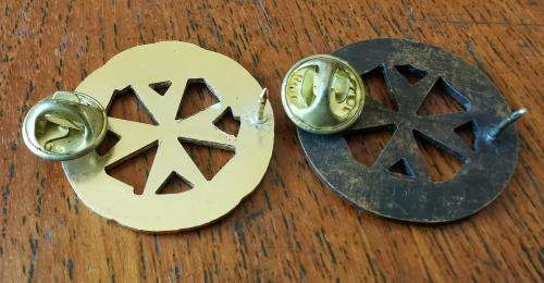 Order of St John Service Medal named + Member medal + 2 enameled pin badges