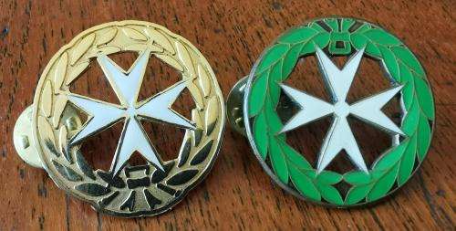 Order of St John Service Medal named + Member medal + 2 enameled pin badges