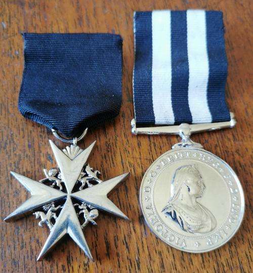Order of St John Service Medal named + Member medal + 2 enameled pin badges