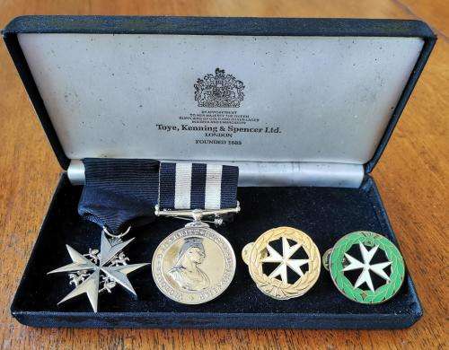 Order of St John Service Medal named + Member medal + 2 enameled pin badges