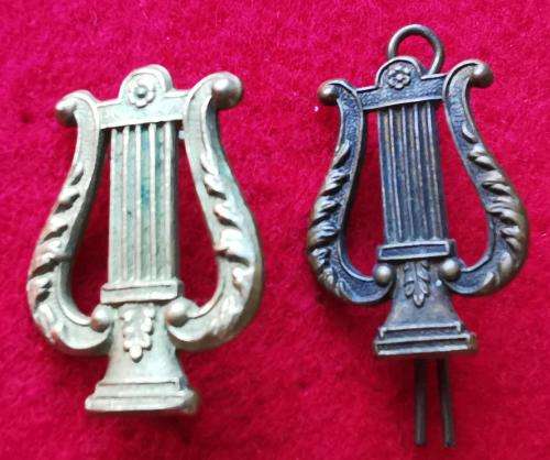 Royal Marines musician`s collar badges (x2)