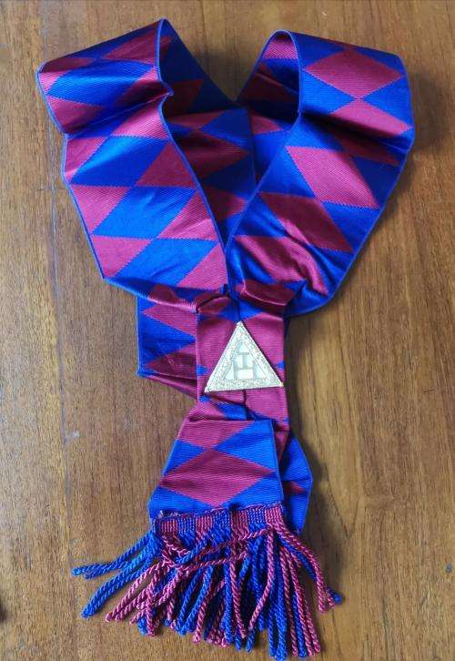Vintage Royal Arch masonic apron plus sash