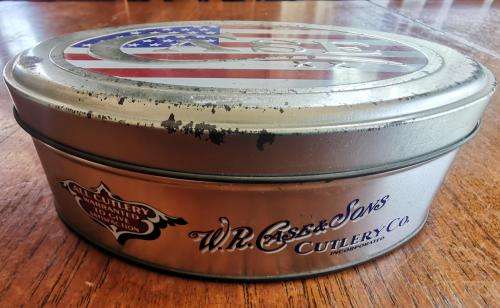 USA-made 2-blade Case XX 629/11 stainless steel knife in original presentation tin - looks unused