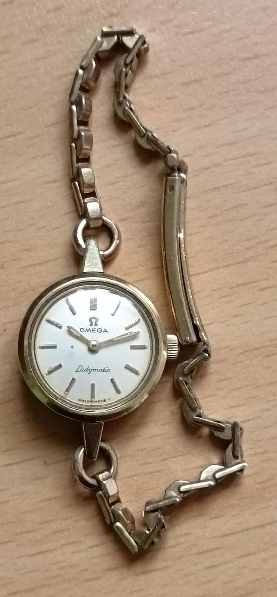 Vintage 1963 Omega Ladymatic 661 automatic ladies wristwatch