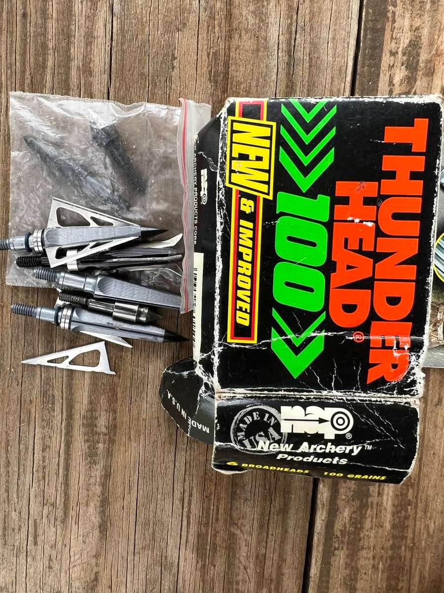 Martin Archery Compound Bow /w Carry Bag and extras