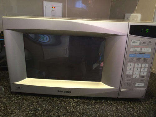 Samsung 28 litre MW103H Silver Microwave Oven