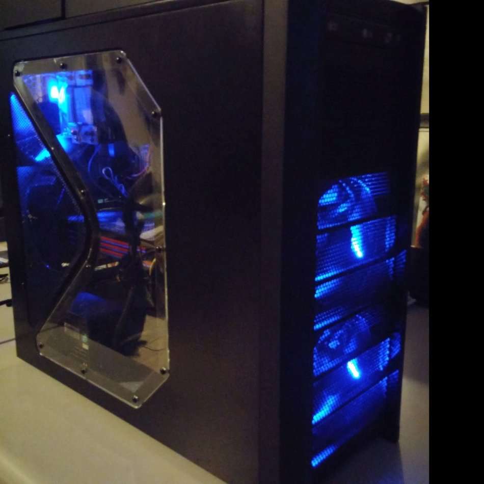 2010 Gaming Rig (Box only) - AMD Radeon HD6970