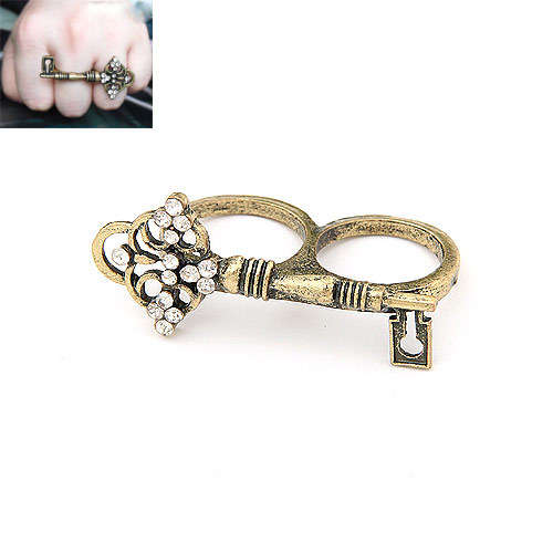 Vintage Style Key Double Ring