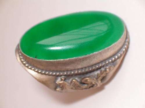 Tibet Silver Green Jade ring