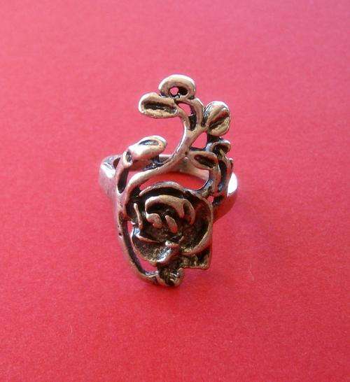 Silver Tone Rose Flower Vintage Style Ring