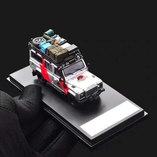 Land Rover Defender 110 - Jurassic Park