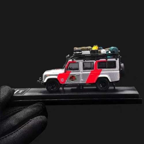 Land Rover Defender 110 - Jurassic Park