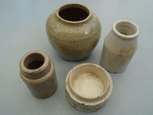 UNEARTHED COLLECTABLE JARS