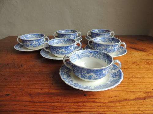 COPELAND SPODE "RHINE" - SET OF 6 SOUP BOUILLONS & SAUCERS