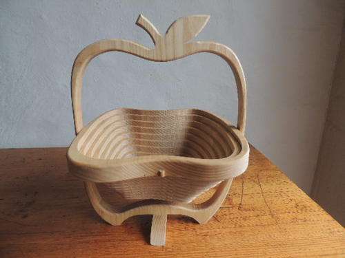 INCREDIBLE! FRUIT BOWL CUT FROM ONE PIECE OF WOOD