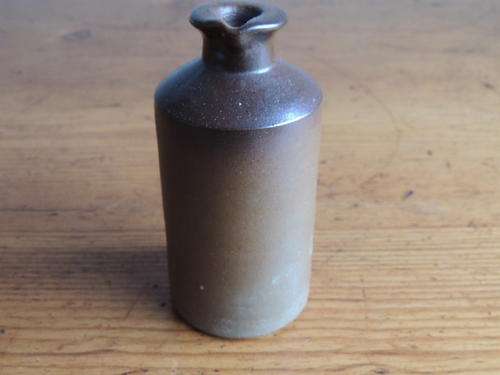 VINTAGE STONEWARE INK BOTTLE - LOVATT & LOVATT NOTTS. LANGLEY MILL