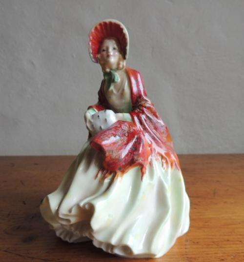 ROYAL DOULTON "HER LADYSHIP" - HN 1977