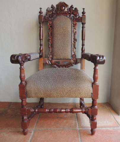 THRONE CHAIR - UNBELIEVABLY BEAUTIFUL