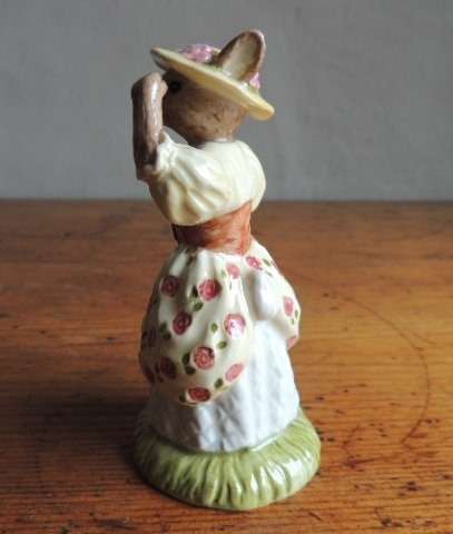ROYAL DOULTON BUNNYKINS FIGURINE - " LITTLE BO PEEP " DB 220