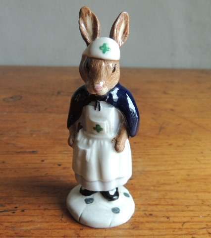ROYAL DOULTON BUNNYKINS FIGURINE - " NURSE BUNNYKINS " DB 74