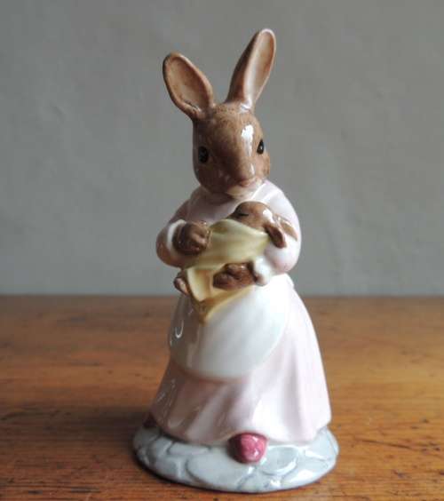 ROYAL DOULTON BUNNYKINS - "MOTHER AND BABY BUNNYKINS" DB 167