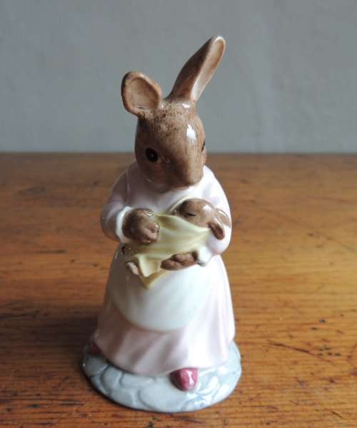 ROYAL DOULTON BUNNYKINS - "MOTHER AND BABY BUNNYKINS" DB 167