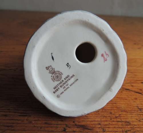 ROYAL DOULTON BUNNYKINS - "MOTHER AND BABY BUNNYKINS" DB 167